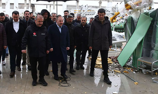 Bakan Varank Sanayi Bölgelerini İnceledi